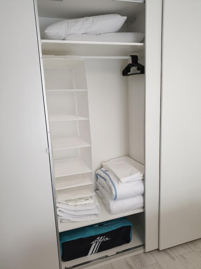 Private Apartment, Aircondition, Hd Tv Pl & De, Wifi, Garage, Fully Equipped, Near Beach Kołobrzeg Exterior foto
