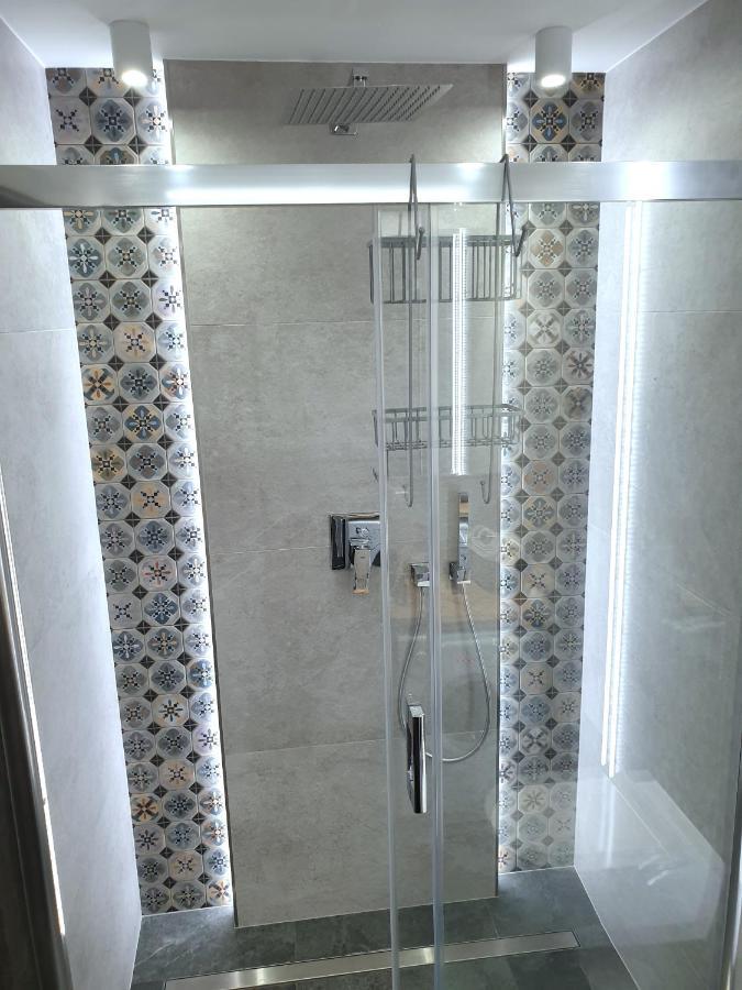 Private Apartment, Aircondition, Hd Tv Pl & De, Wifi, Garage, Fully Equipped, Near Beach Kołobrzeg Exterior foto